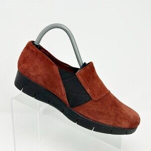 Clarks Daelyn Monarch Loafers Size 8 Rust Brick Red Slip On Cushioned Flat
